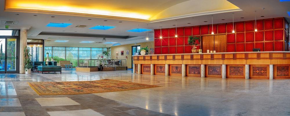 Hotel Grand 4*