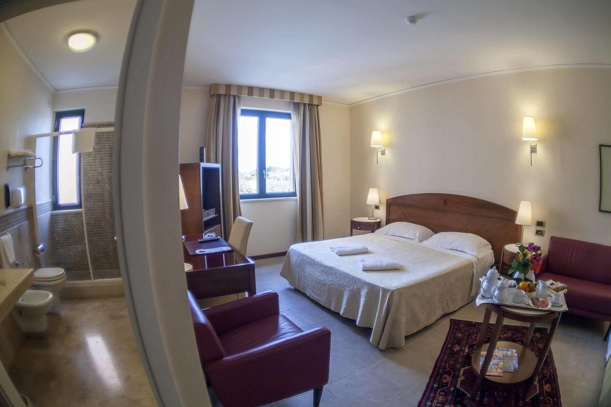 Hotel Grand 4*