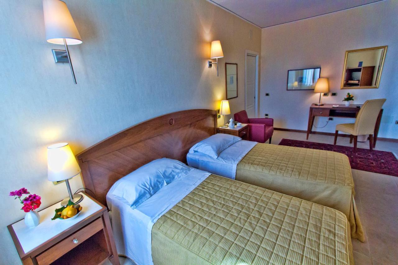 Hotel Grand Paestum